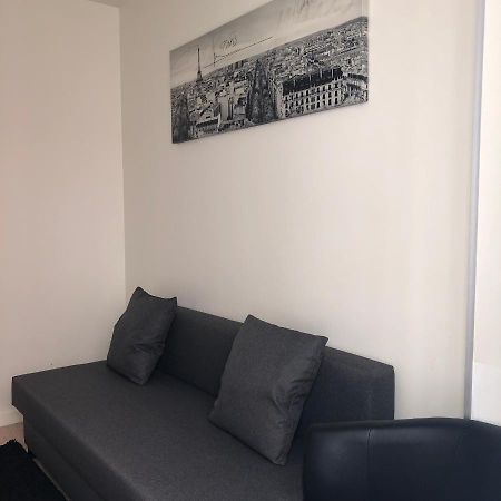 Near Eiffel Tower - Beautiful Flat Apartment Париж Екстериор снимка